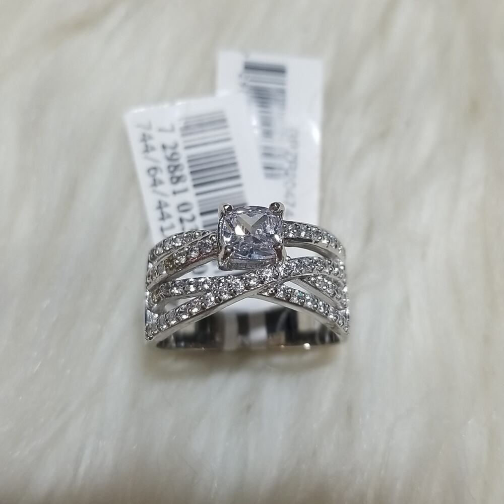 Macy's Cubic Zirconia Intertwined Band Ring Silver Plate Cushion Prong Size 10